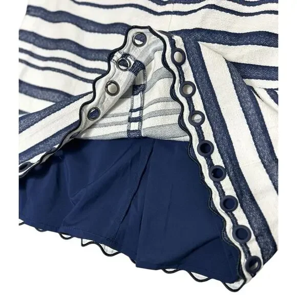 DE COLLECTION Striped Blue White Pencil Skirt Sz Medium Nautical Scalloped Hem - Picture 4 of 7